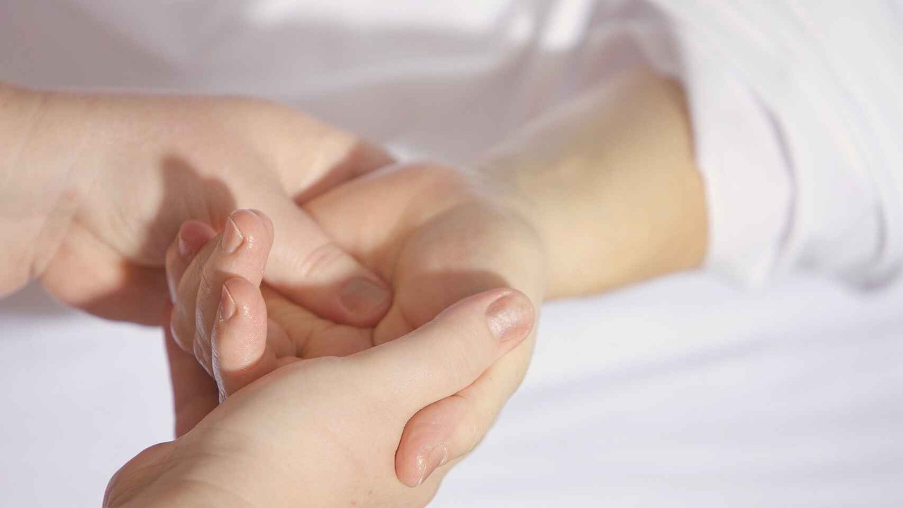 Remedios caseros para cuando se duermen las manos