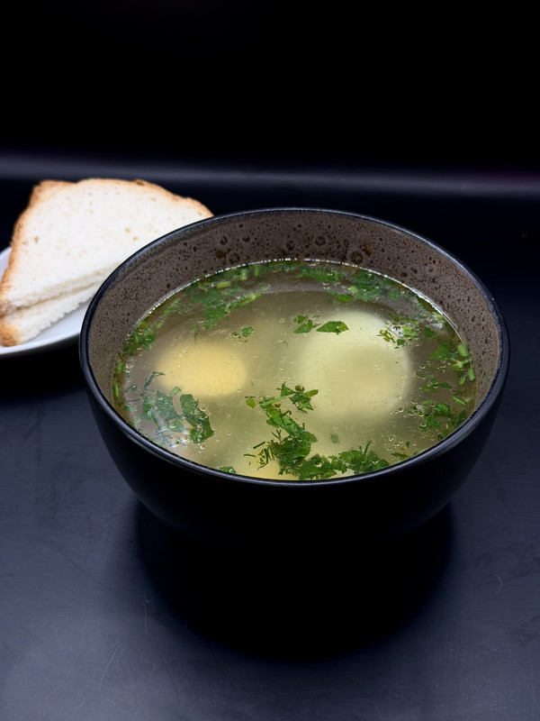 Курячий бульйон з яйцем (300г)