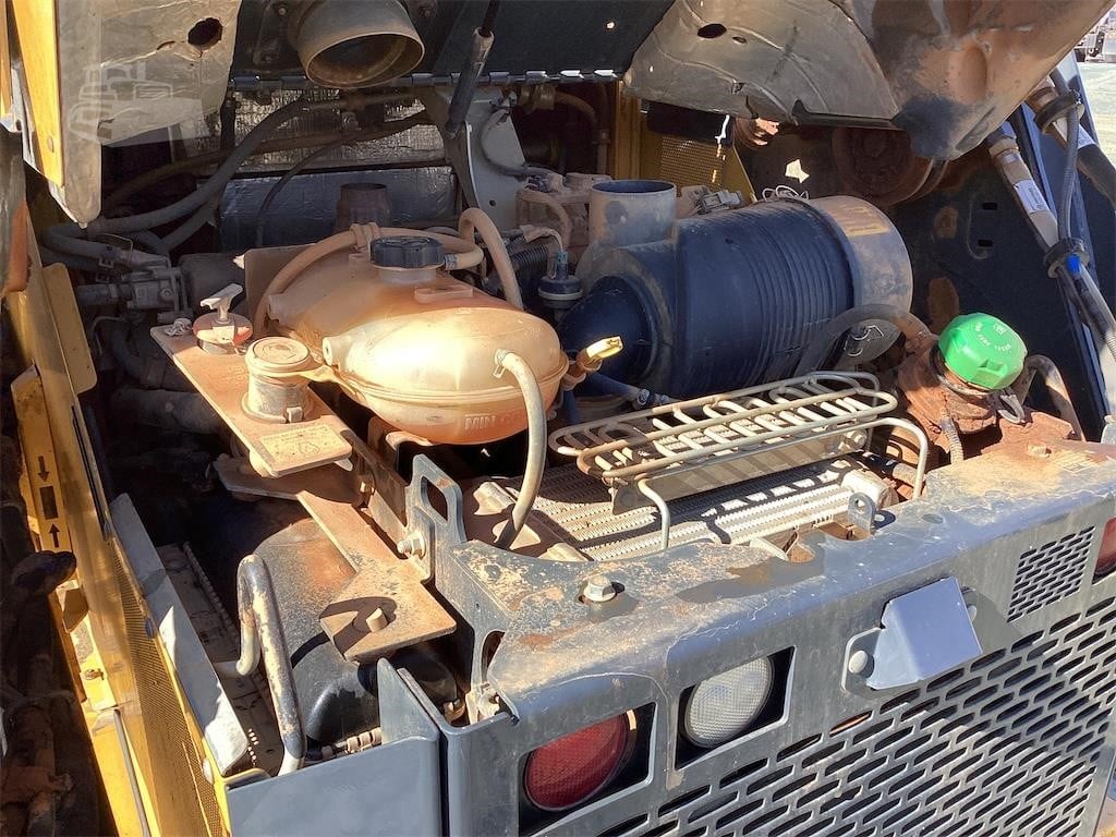 Vehicle thumbnail 19