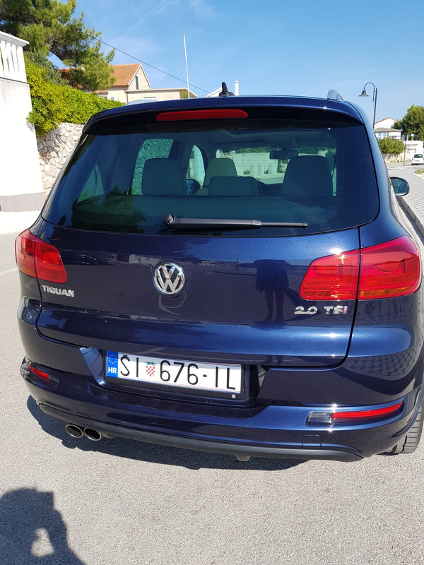 C98A96BB-EA68-4ECF-BFCF-870DDEABBF9E