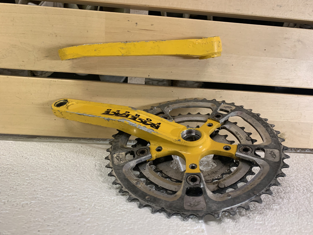 146BBD12-ACA9-4983-AD32-D0A0E3D45725