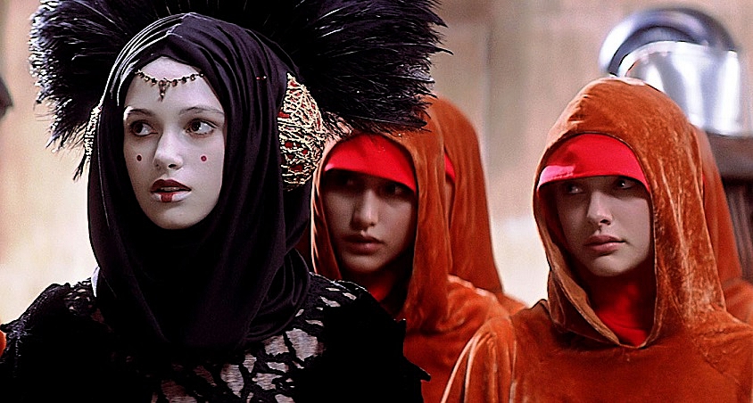 PHANTOM-MENACE-SOFIA-COPPOLA-1-FOTOR.jpg