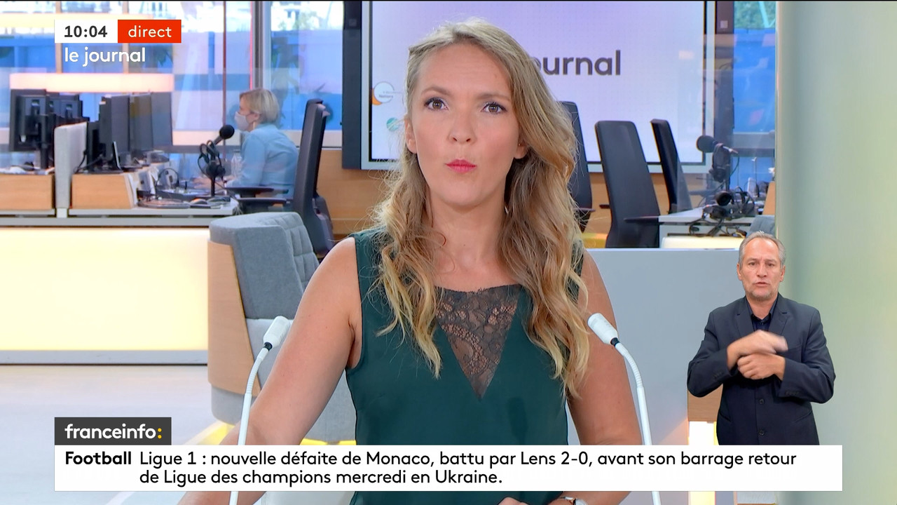 08.22 - 07.58.00 - Le 6h 10h week-end. Entre JT, chroniques, invités ..._001.ts_snapshot_05.16.309