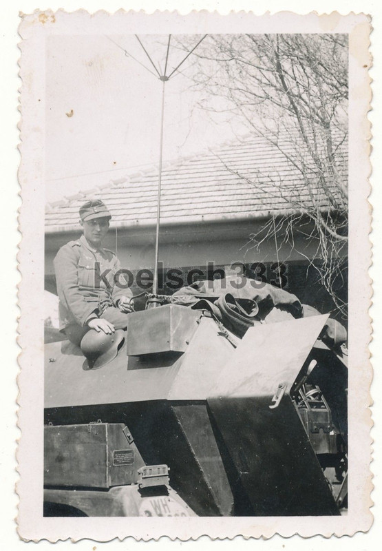 Foto Panzer Grenadier im Schützenpanzerwagen ! Halbkette Funk An