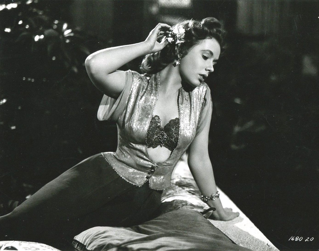 Piper_Laurie_a88