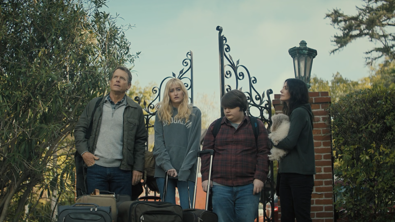 Shining Vale (2022) S01E01 Chapter One Welcome to Casa De Phelps (1080p AMZN WEB-DL x265 10bit EAC3 