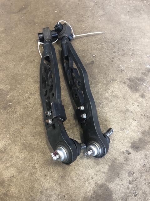 FFADE261-EAF4-450A-B14F-4F094BFB2430