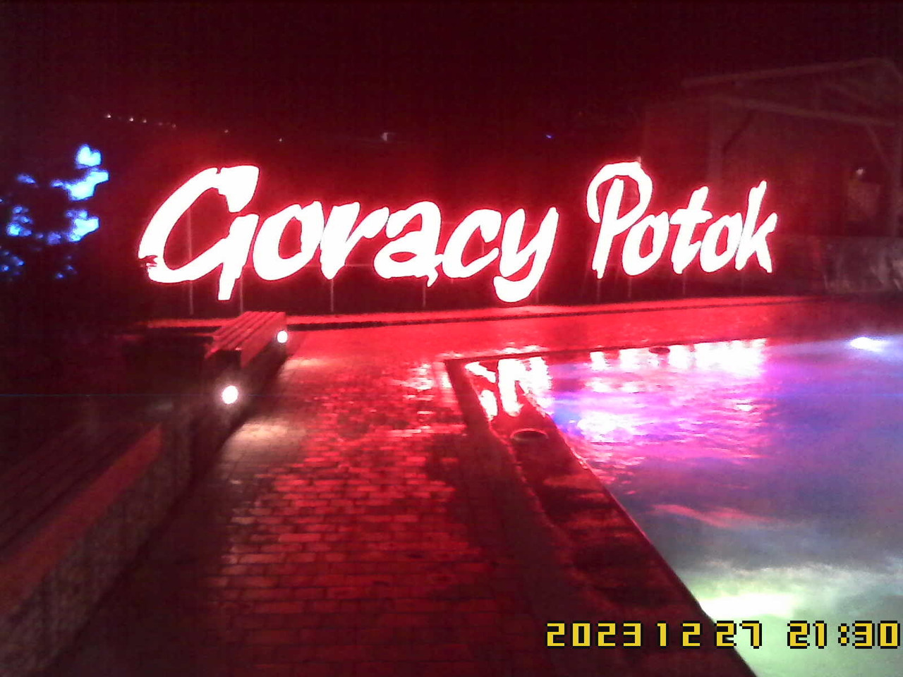 [Obrazek: 0abddfaf9f5bd5e5.jpg]