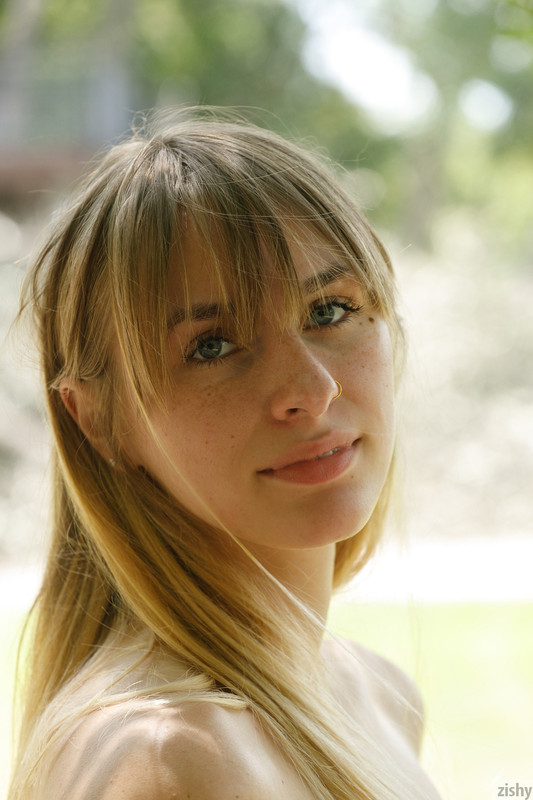 full_035_1338280711266556