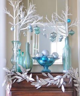 charming-silver-and-blue-christmas-decor-ideas-5-554x667