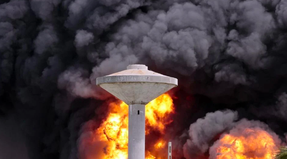 Tercer tanque petrolero colapsa tras incendio en Matanzas, Cuba