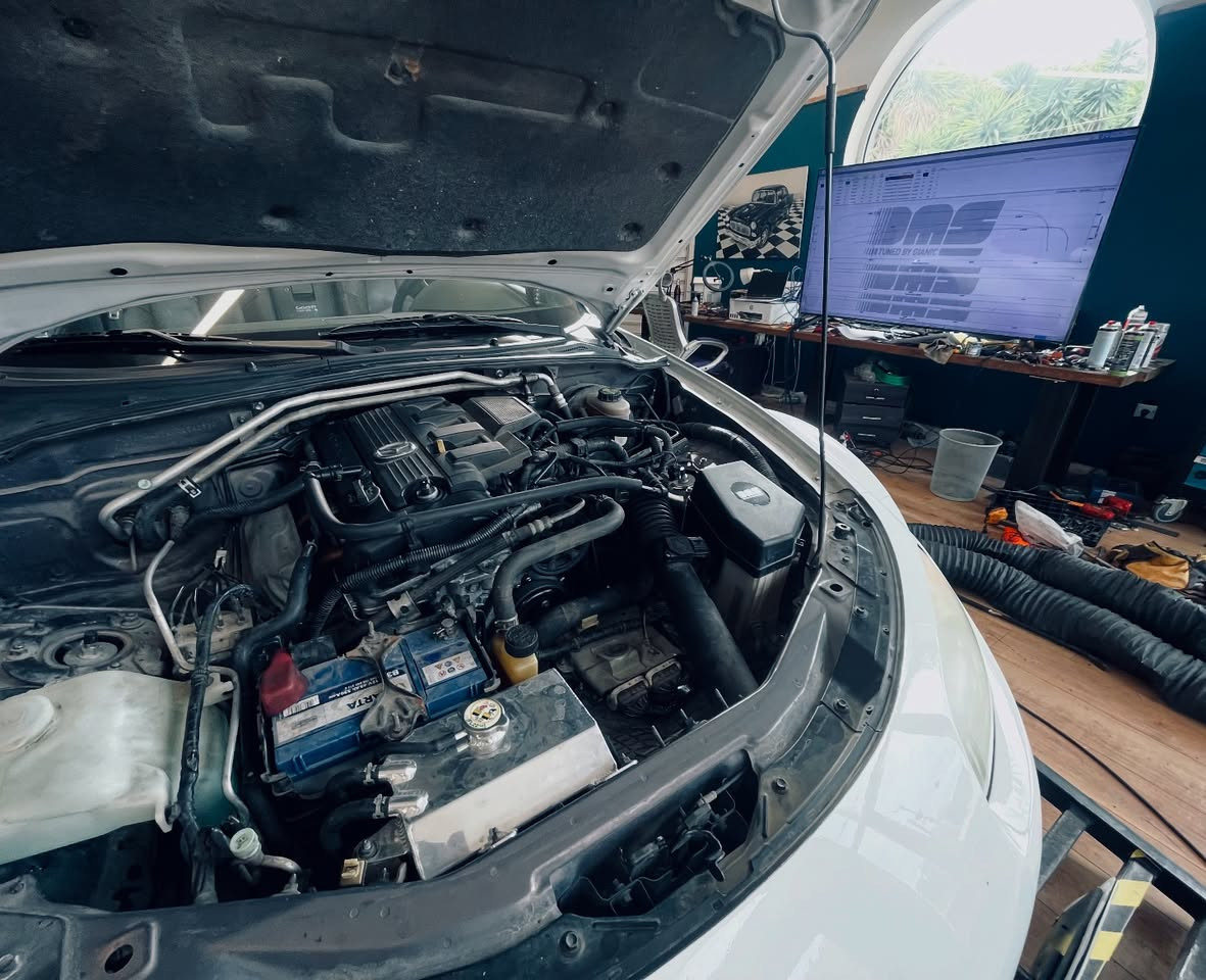 MX5 2.5 headers and intake setup