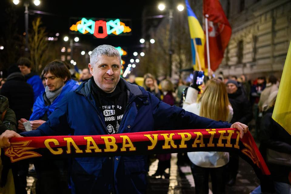Duokite gi kas nors pagaliau Lentvario marginalui Valdui Bartkevičiui ginklą!