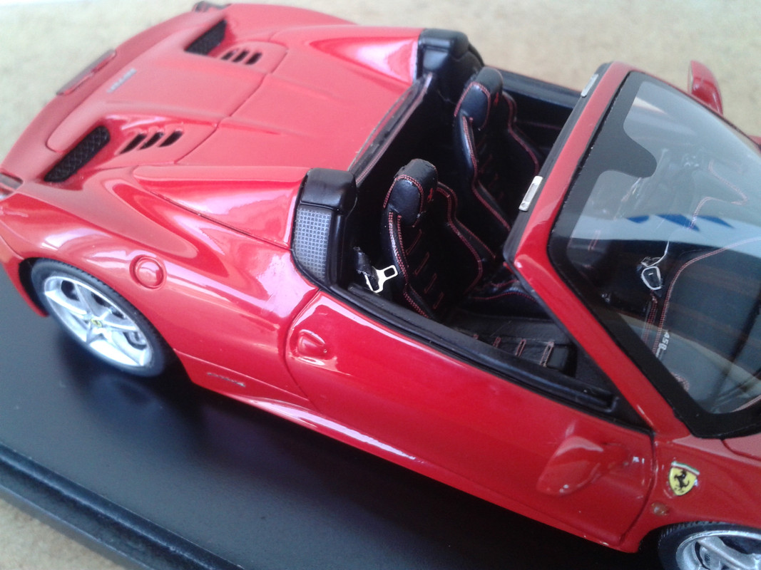 2011 Ferrari 458 Spider (Fujimi) (16)