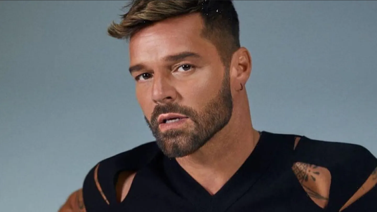 Ricky Martin señalado de promover consumo de sustancias ilícitas con esta canción
