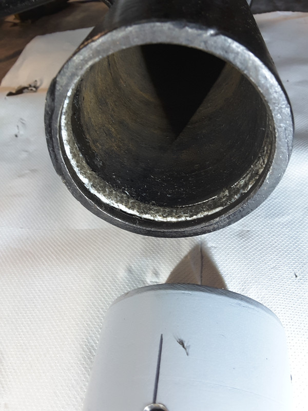 chanfrein en bout du tube central