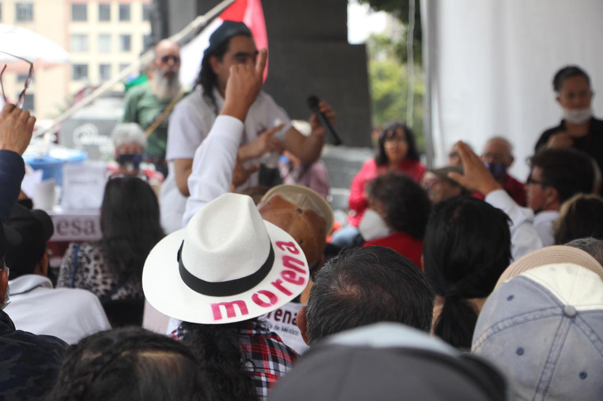 Militantes disidentes convocan a convención contra la cúpula de Morena