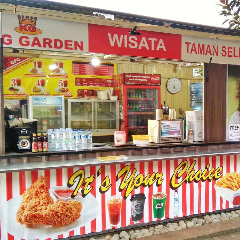 Garden Fried Chicken yang merupakan salah satu cafe di King Garden Bandungan