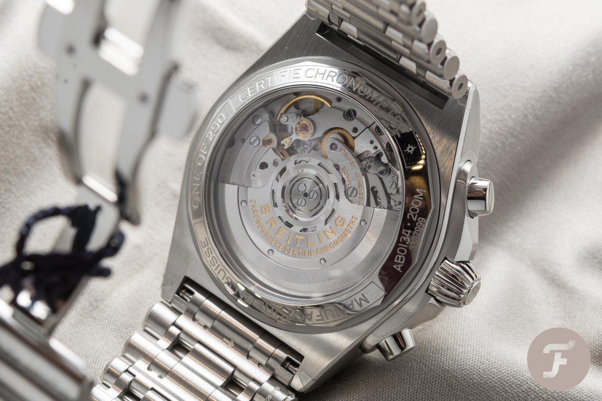 Breitling-Chronomat-B01-42-Frecce-Tricolori-Limited-Edition-AB01344A1C1A1.010