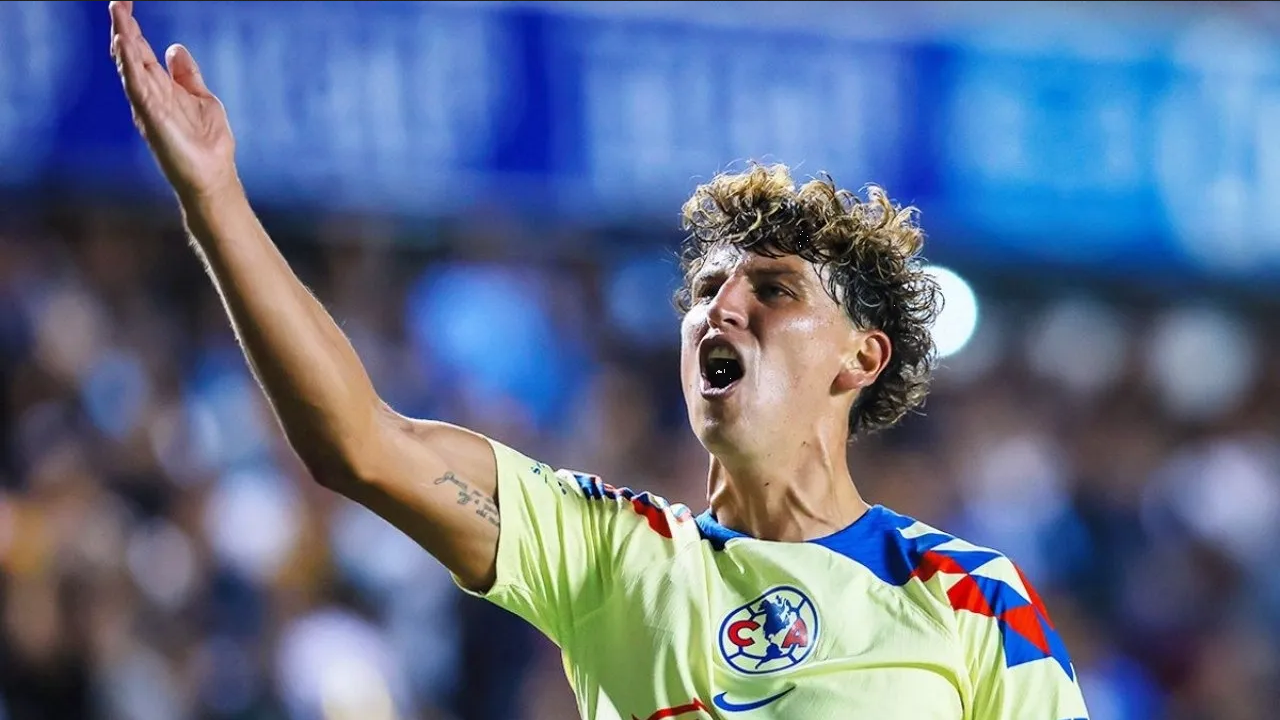 ¿Lichnovsky seguirá en el América? Sebastián Cáceres condiciona su permanencia