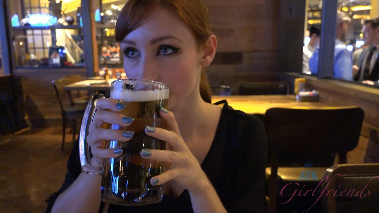 VM0nr03 - ATKG!rlfr!3nd$ - 102614 HD.mp4_snapshot_08.28.507