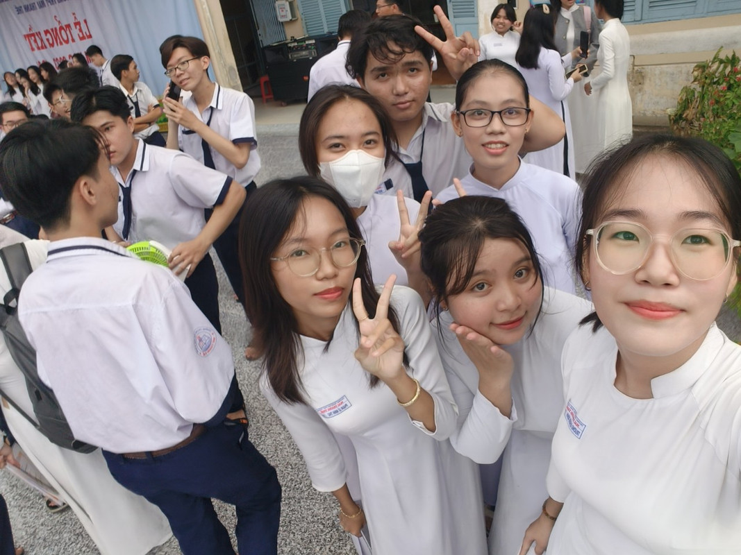Hoạt động 8
