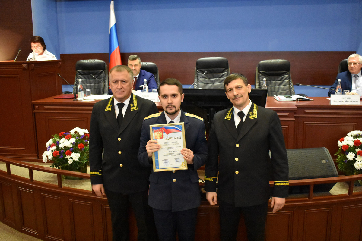 https://i.postimg.cc/fbz9459w/1073.jpg