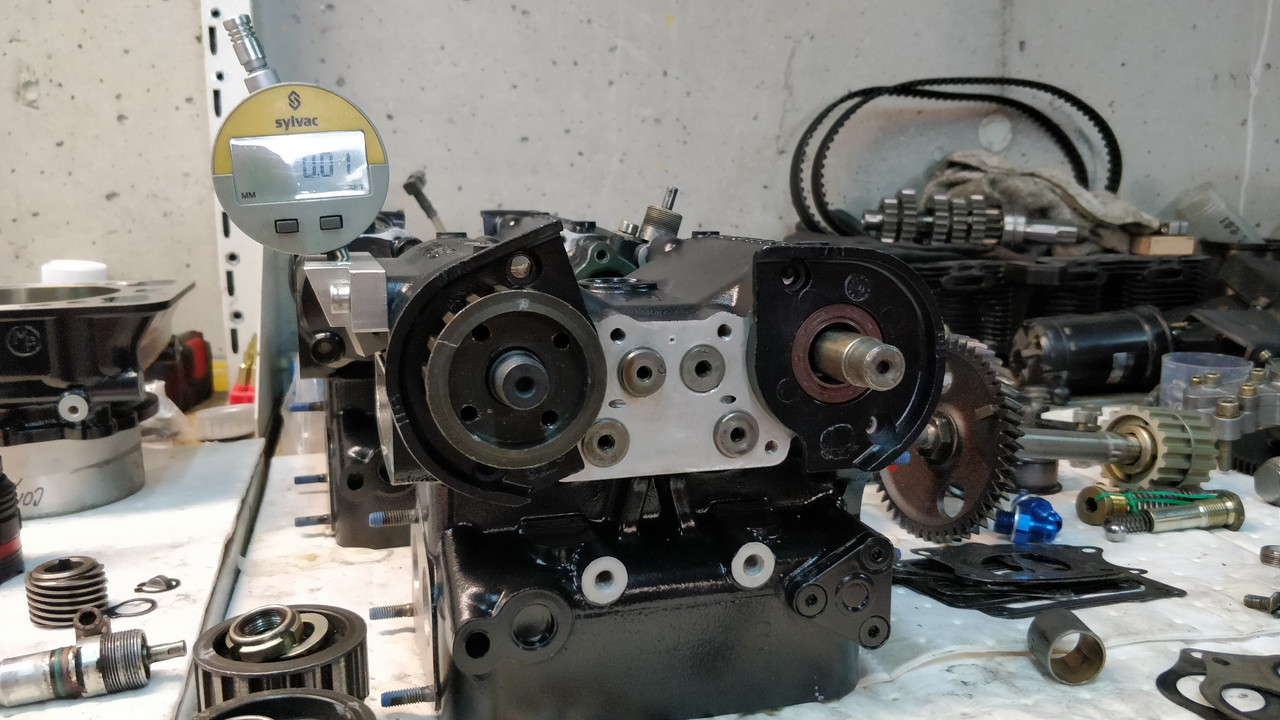 préparation pour mesure jeu soupapes et calage distri AAC (2)