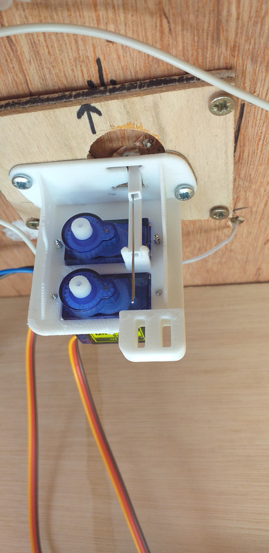 0251B20D-F9DA-4219-A475-0C8599E244B9