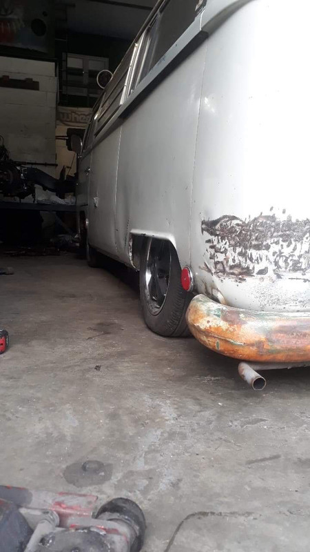 E3C066AC-D479-408B-9B8A-CEFDA94EAB61