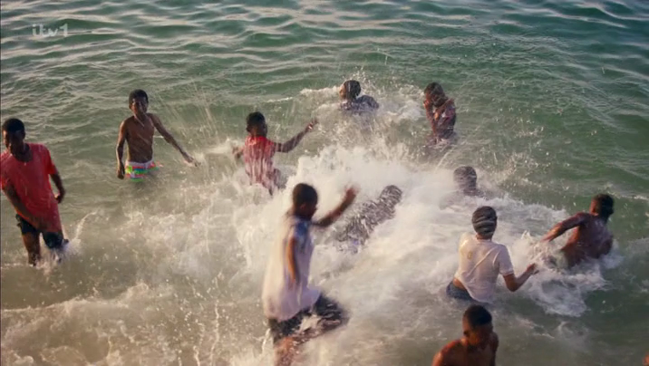 [Image: ybksqwu995f3.png]