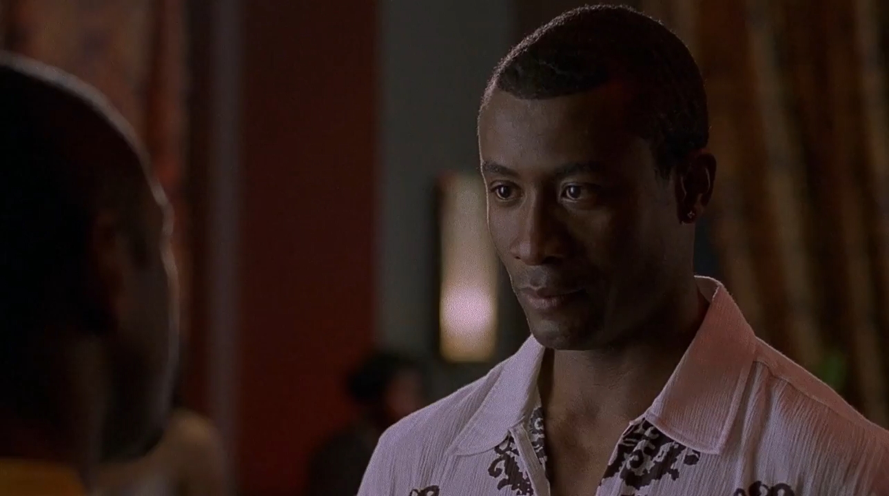 Motives 2004 WebRip [Hindi + Tamil + English] 480p 720p ESub Screenshot