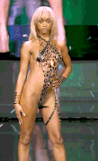 Rachel-Ray-2024-Black-Tape-GIF07