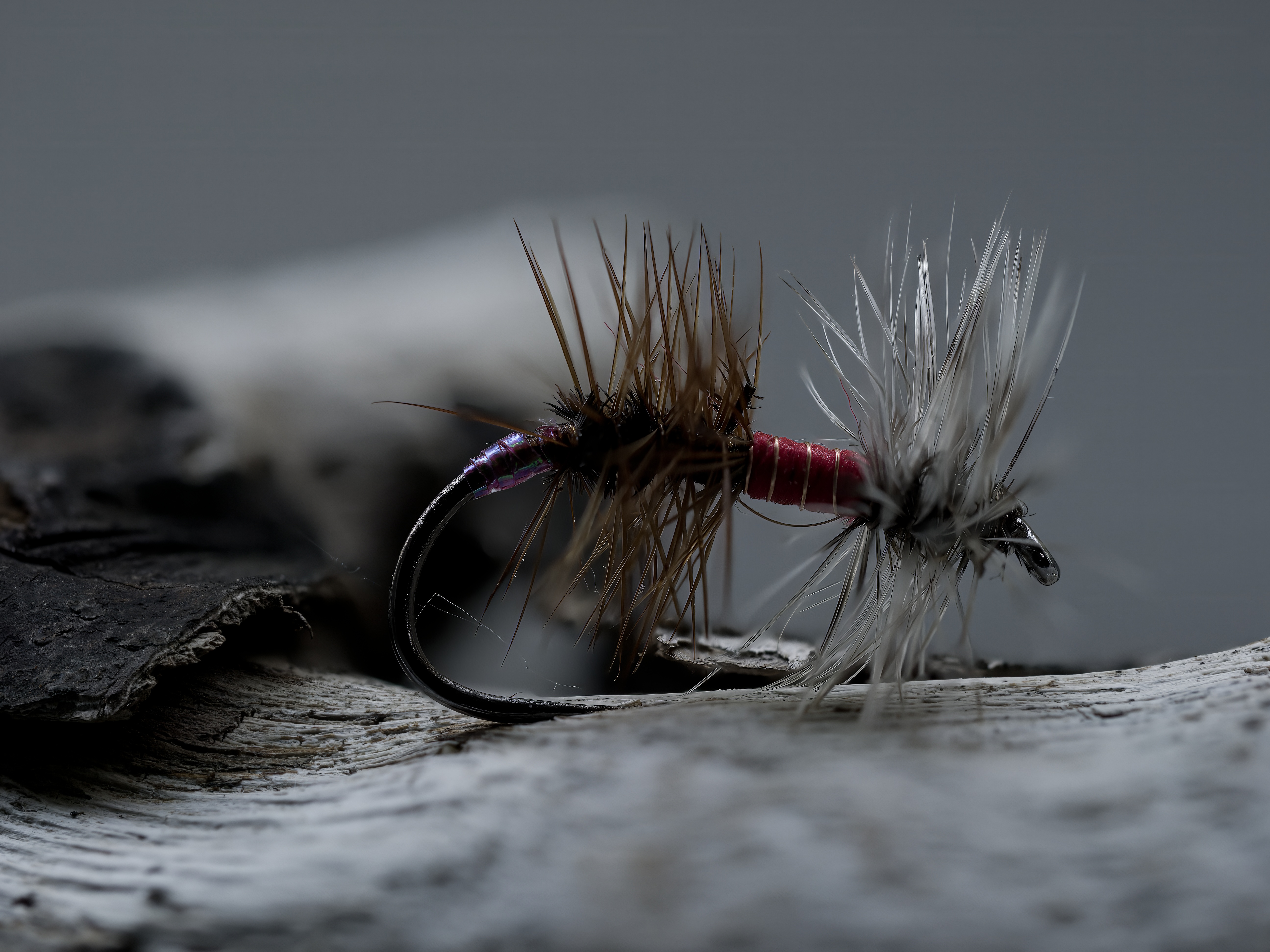 ZV2025-05-26-19-38-37-B-R8-S4-Fly-Tying.jpg