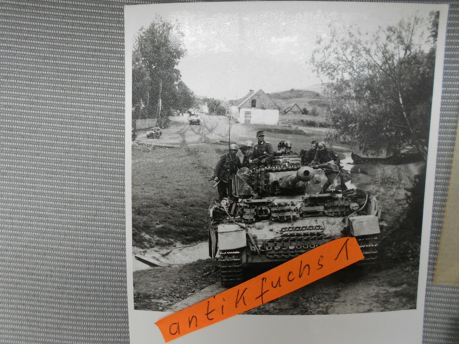 Panzer mit Namen STUR HEIL an der Ostfront 1943 44 — Postimages