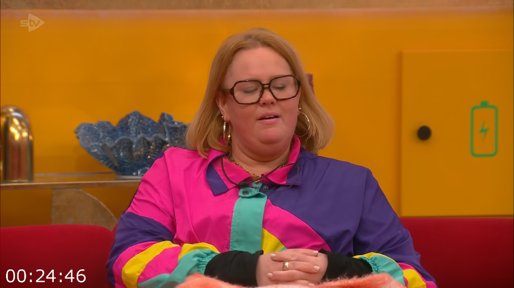 [Image: zd2r7roma4e5.png]