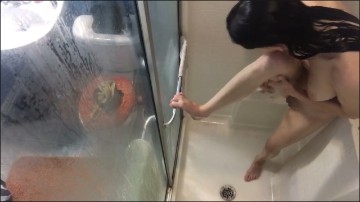 [Image: Voyeur37195132421.jpg]