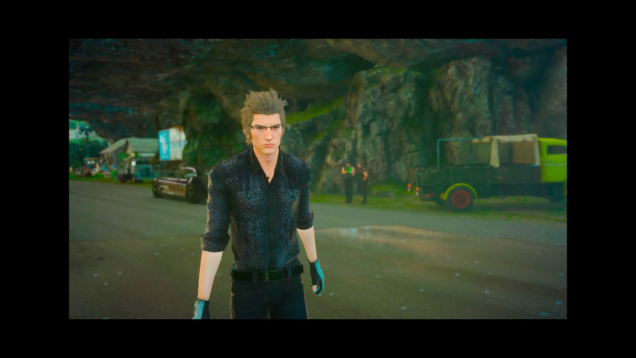 iggy just looks like a cat here idk how to explain that one