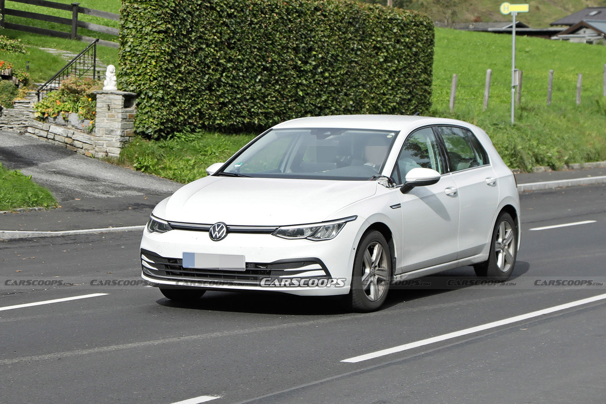 6A6AC2AF-32E1-43D8-95A9-E19A495DFA81