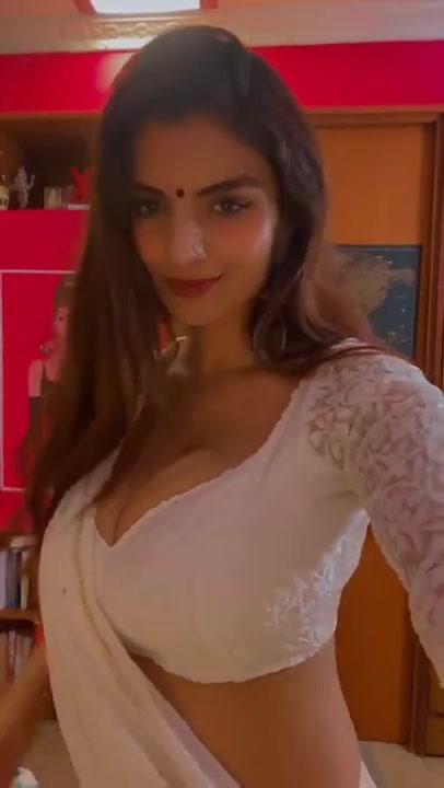 [Image: AJLI5-80.jpg]