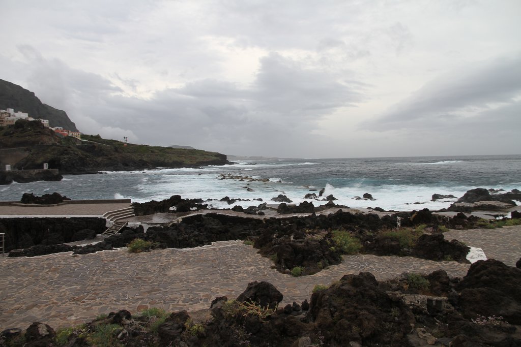 Tenerife: hay turismo más allá de El Teide - Blogs of Spain - MONKEY PARK- PLAYA DE LAS GALLETAS- ICOD DE LOS VINOS- GARACHICO (17)