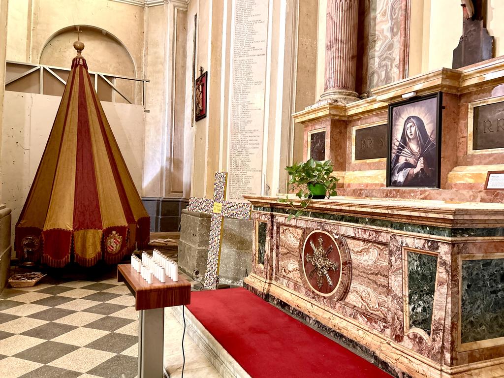 Жаркий сентябрь на побережье Тирренского моря.