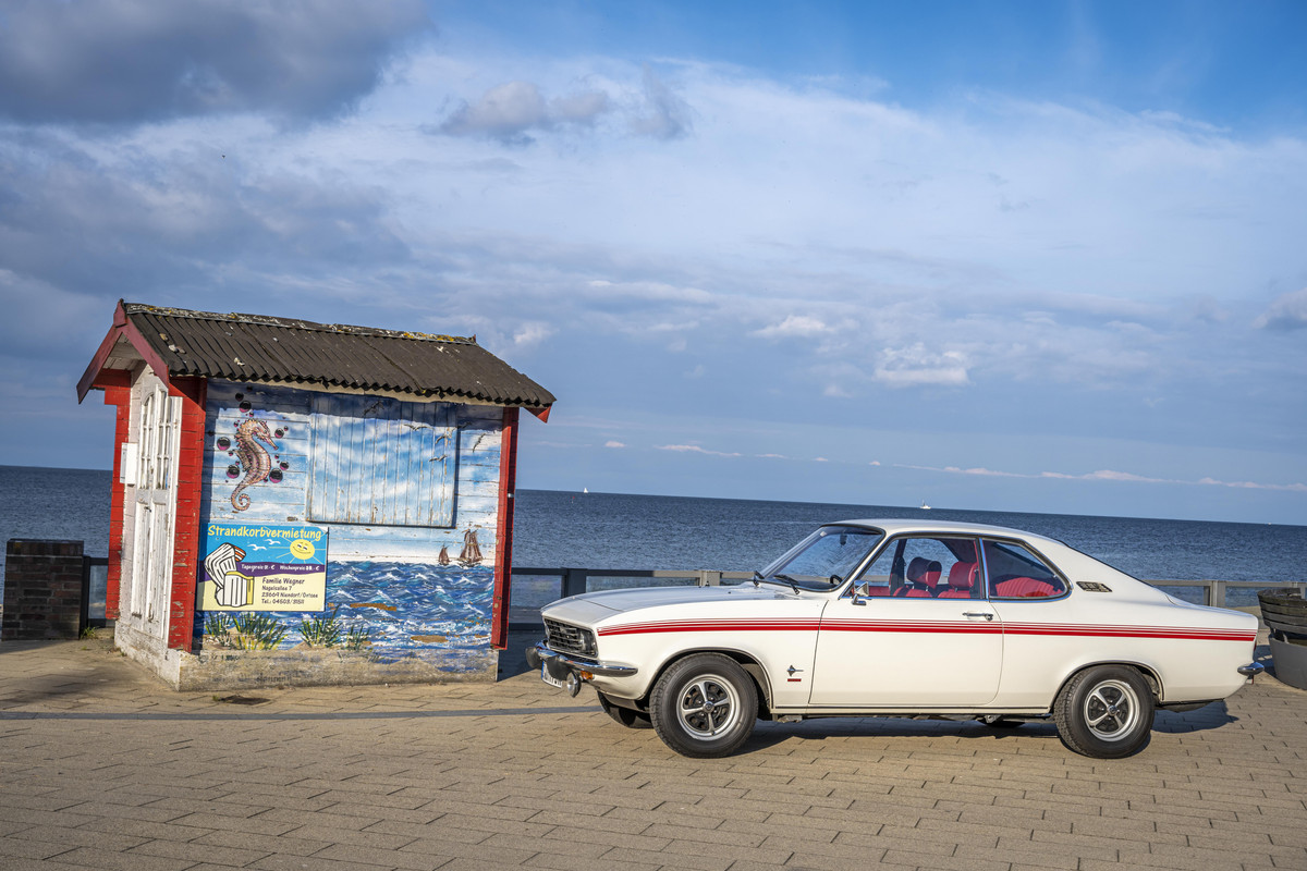 08-Opel-Manta-513181