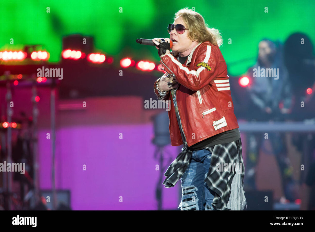 guns-n-roses-perform-in-the-not-in-this-