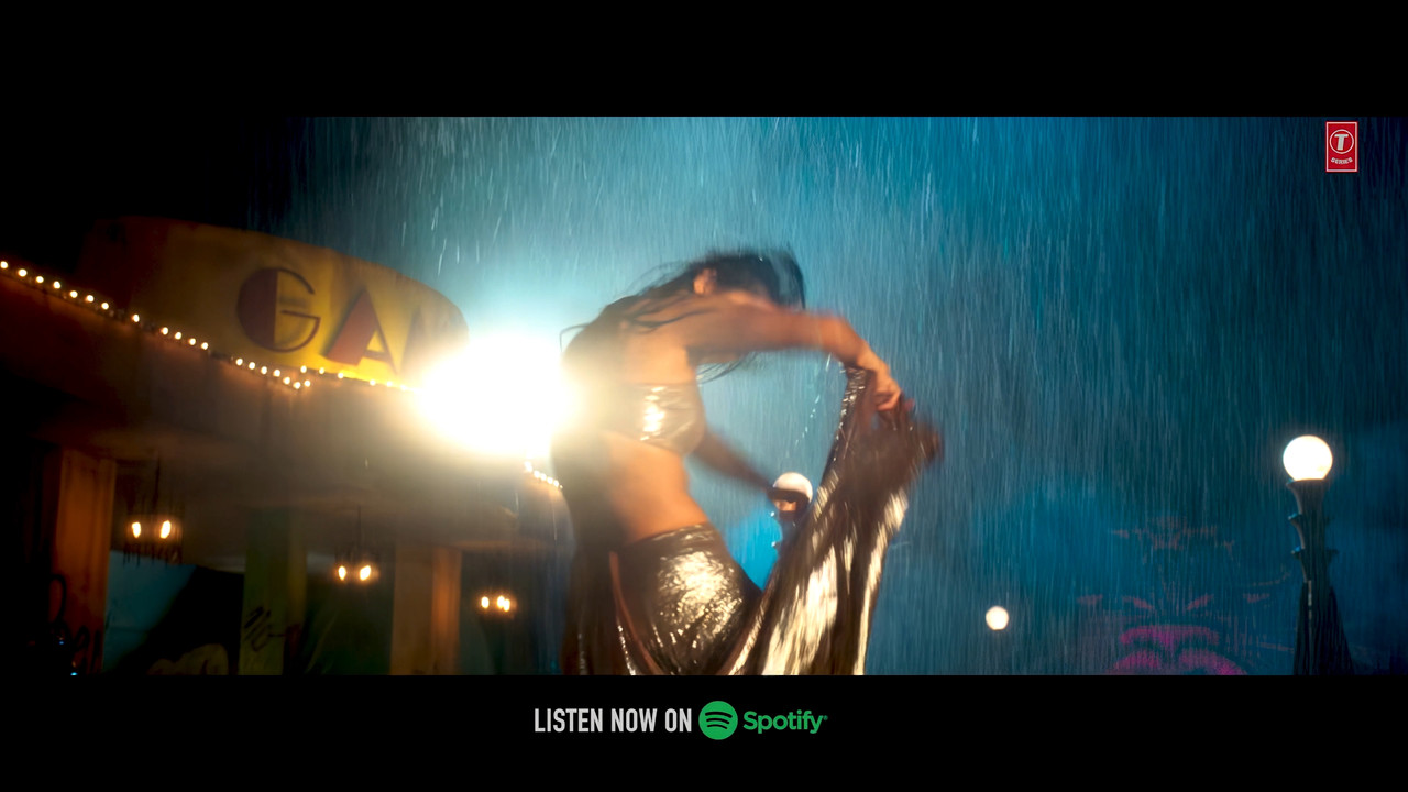 Tip Tip Song- Sooryavanshi - Akshay Kumar, Katrina Kaif 4k.mp4_snapshot_00.40.160