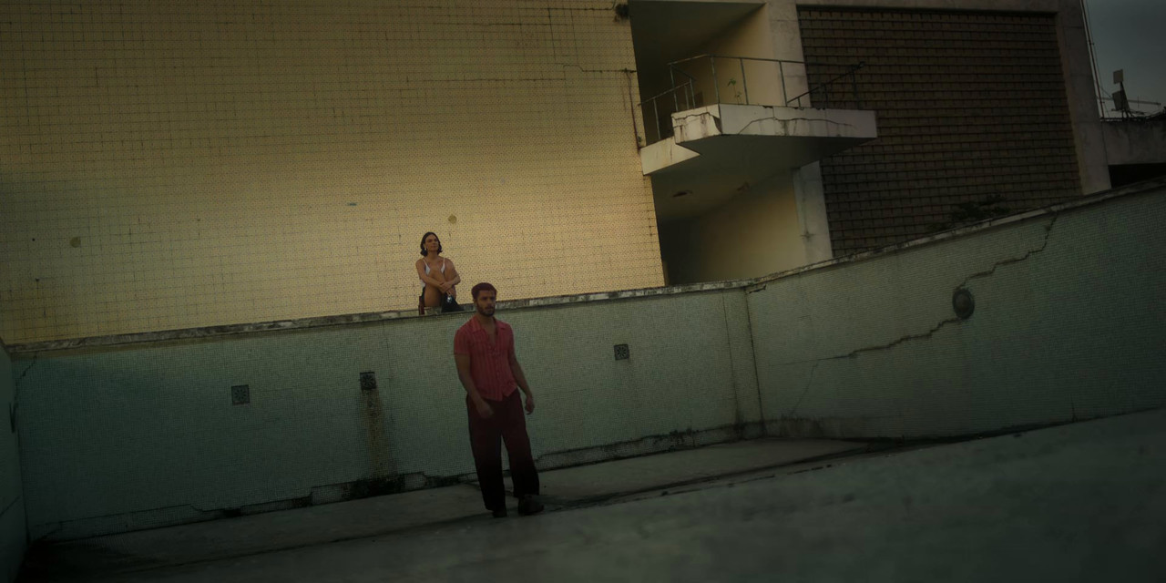 Corredores del Juego (2026) Full 1080p AMNZ WEB DL Latino mkv snapshot 01 25 43 347
