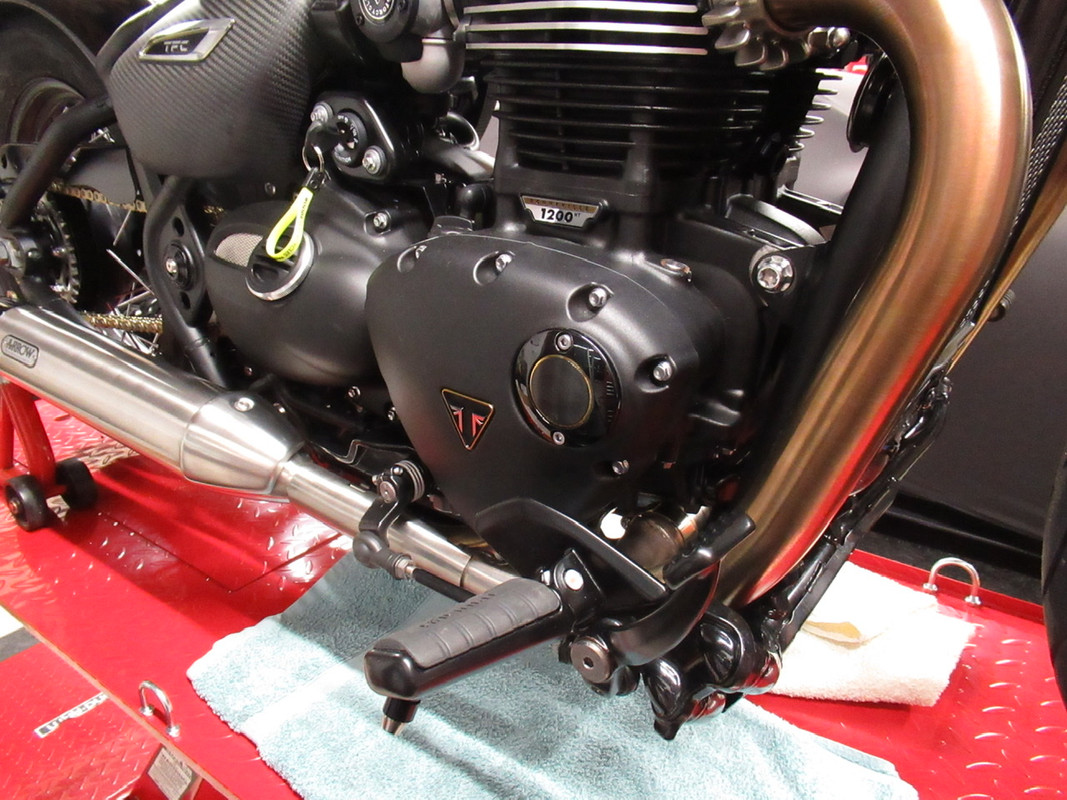 1ED7590D-72D8-44D9-8D29-E8A819961814