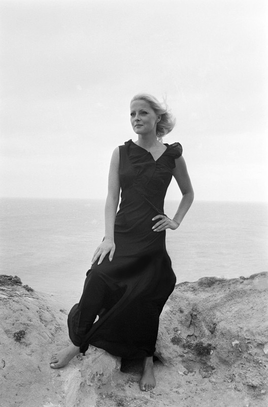 Virna Lisi mg49