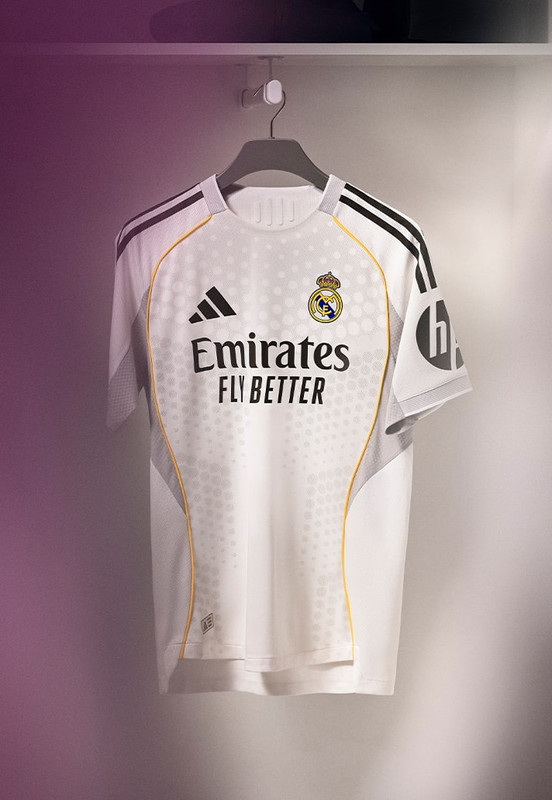 real madrid 25/26 Home Kit 3