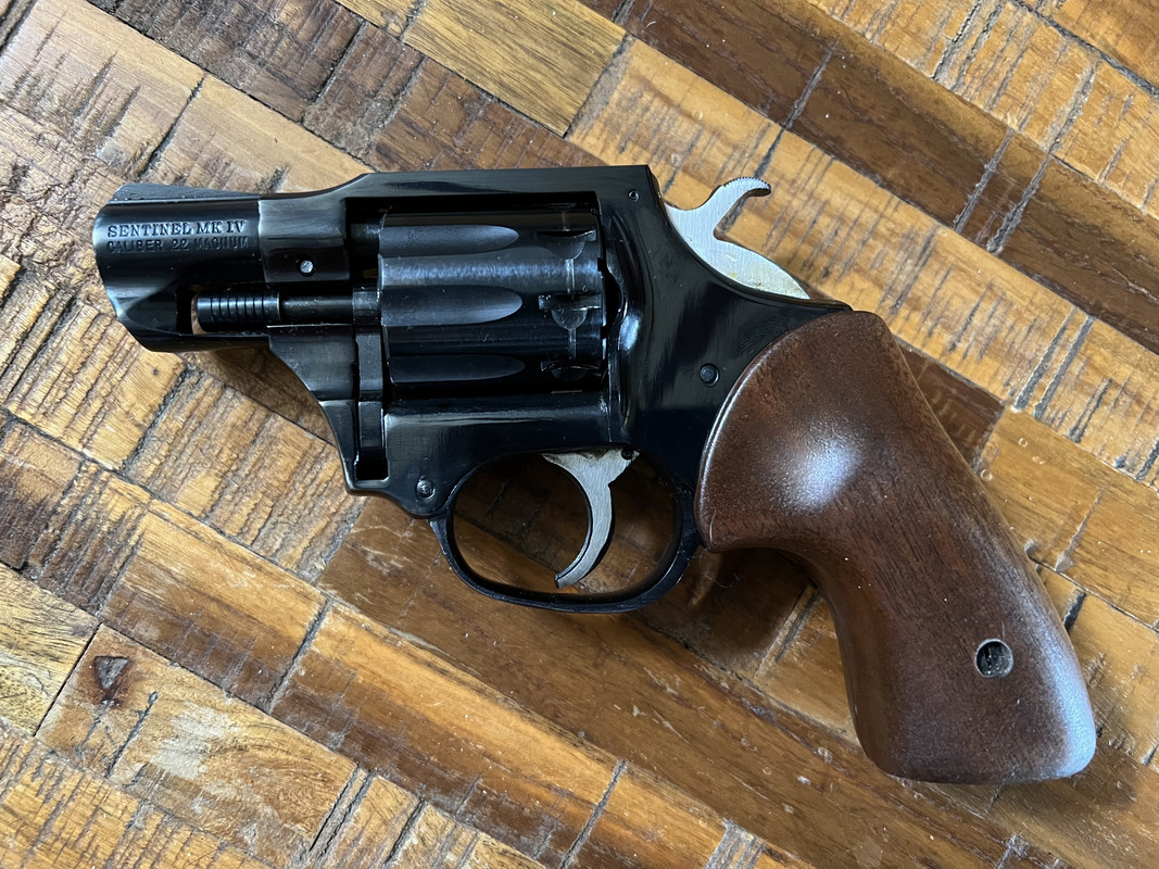 EB20B1ED-A16E-4AF3-8A72-DD1627D2A65B